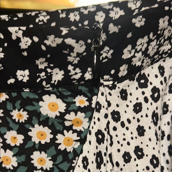 UMGEE Chic Asymmetrical floral skirt - Picture 6 of 8